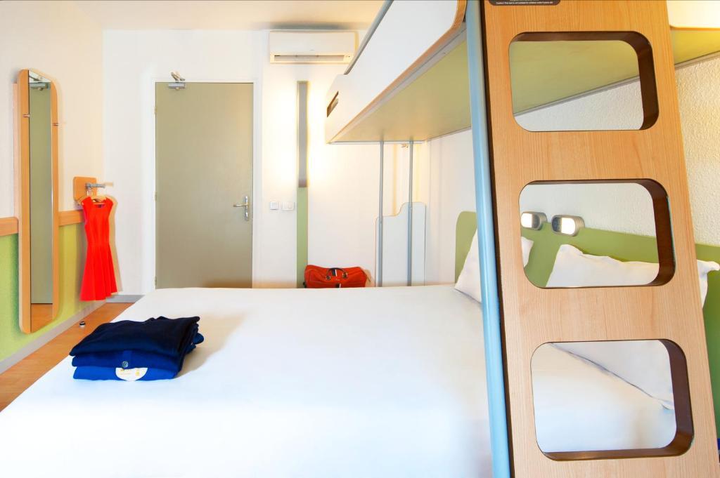 Ibis Budget Romorantin Zimmer foto